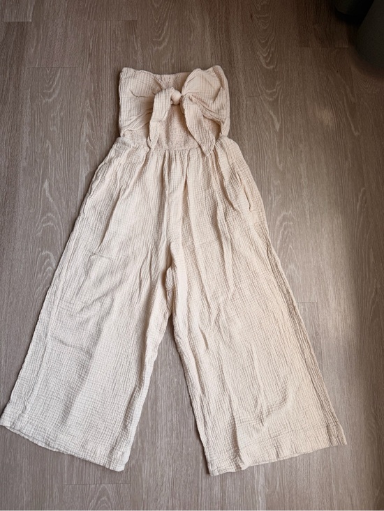 Paradise Pants - Strapless Wide-Leg Cream Capri Jumpsuit with Front Knot